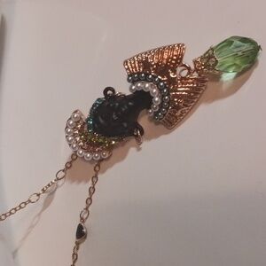 Beautiful African pendant/brooch.